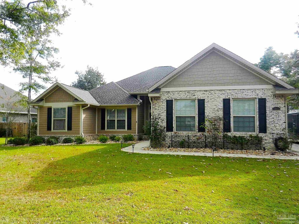 8864 Spider Lily Way in Pensacola, FL - Building Photo