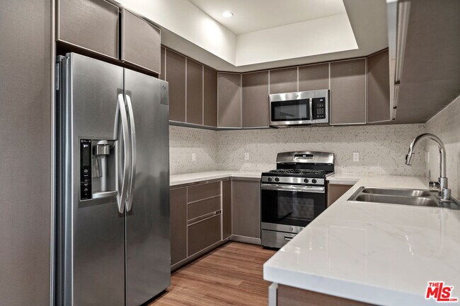 3618 Dunn Dr in Los Angeles, CA - Building Photo - Building Photo