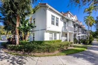 2044 Alta Meadows Ln in Delray Beach, FL - Building Photo - Building Photo