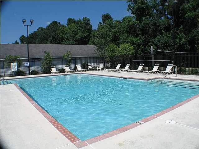 2494 Etiwan Ave-Unit -Unit D-12 in Charleston, SC - Building Photo