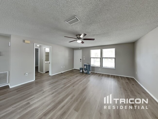 6714 35th Ave W in Bradenton, FL - Building Photo - Building Photo