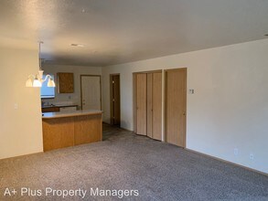 1813 E 3rd Ave in Post Falls, ID - Building Photo - Building Photo