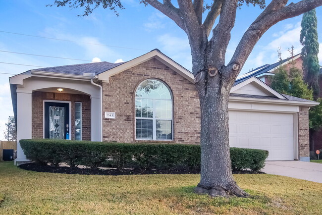 property at 7543 Summer Dale Dr