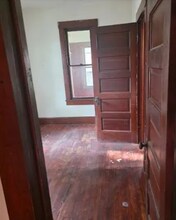 437 W Pierce St in Macomb, IL - Foto de edificio - Building Photo