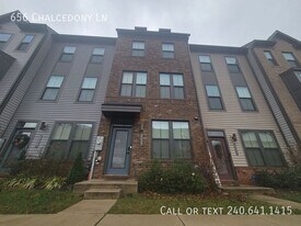 656 Chalcedony Ln in Glen Burnie, MD - Building Photo