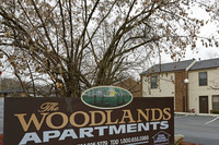 Woodlands Apartments in Washington, PA - Building Photo - Building Photo