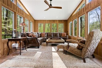 21 Beech Hill Ln in Pound Ridge, NY - Building Photo - Building Photo