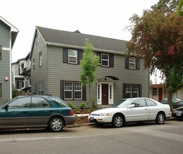 The Fenway in Eugene, OR - Building Photo - Building Photo