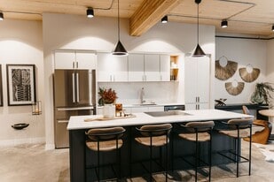 The Dakota Flats at Cherapa Place in Sioux Falls, SD - Building Photo