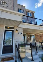 124 Daylily Ln in Kitchener, ON - Building Photo