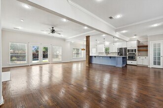 6043 Fieldstone Dr in Dallas, TX - Building Photo - Building Photo