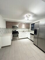 1160 N La Salle Dr, Unit 1160 N. La Salle Dr in Chicago, IL - Building Photo