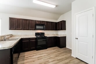 22290 Porter Mountain Trl in Porter, TX - Building Photo - Building Photo