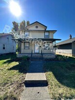 910 Chelsea Ave in Dayton, OH - Building Photo