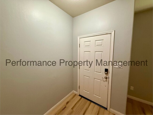 9008 Jacob St in Bakersfield, CA - Building Photo - Building Photo