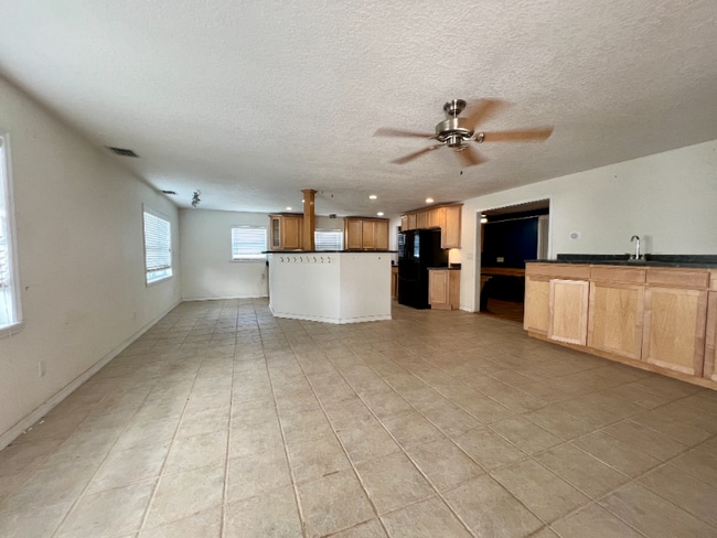 property at 5019 N Ridge St