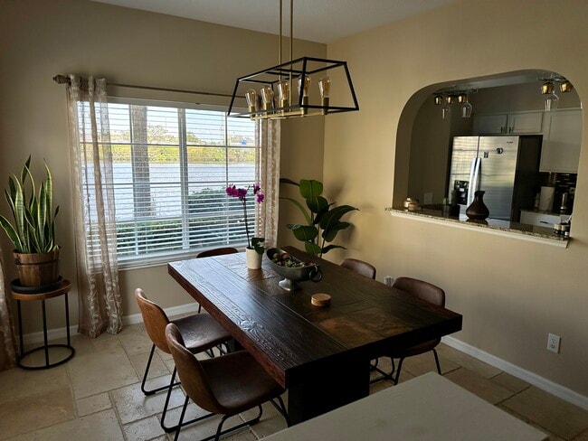 3715 45th Terrace W, Unit 101 in Bradenton, FL - Foto de edificio - Building Photo