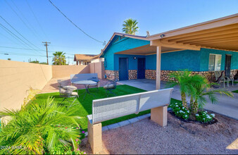 204 E Beech Ave in Casa Grande, AZ - Foto de edificio - Building Photo