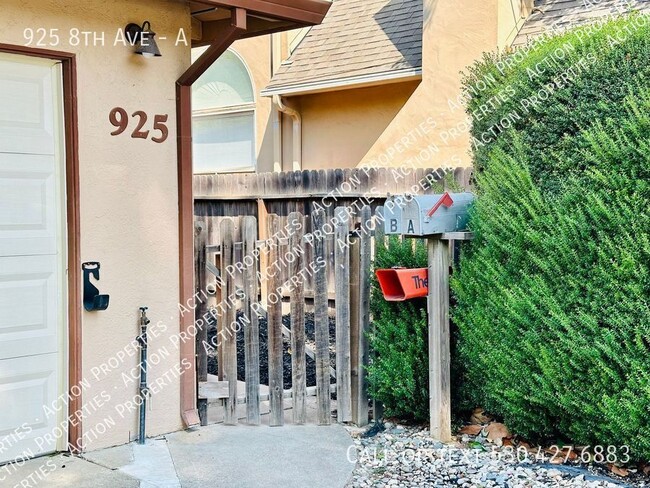 property at 925 8th Ave