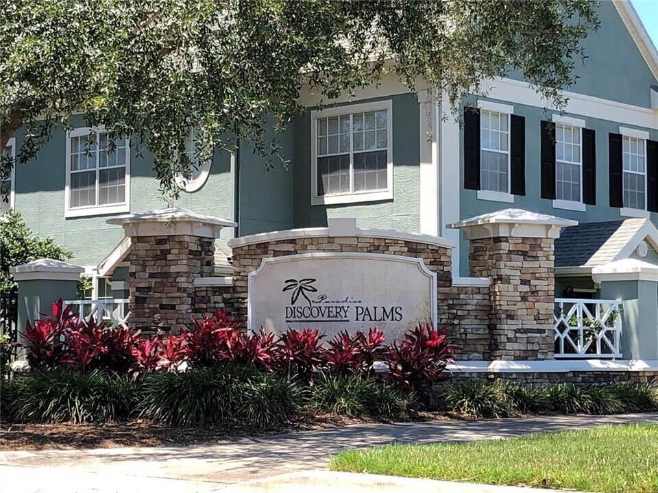 12926 Penn Station Ct in Orlando, FL - Building Photo