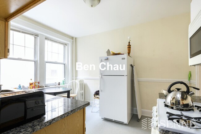 333 Harvard St, Unit 6B in Cambridge, MA - Building Photo - Building Photo