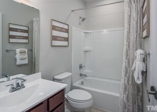 57 Galway Glenn Ln in Durham, NC - Building Photo - Building Photo