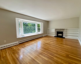 250 Boston Post Rd in Sudbury, MA - Building Photo - Building Photo