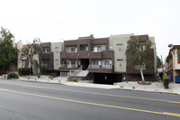 13512 Moorpark St in Sherman Oaks, CA - Building Photo - Building Photo