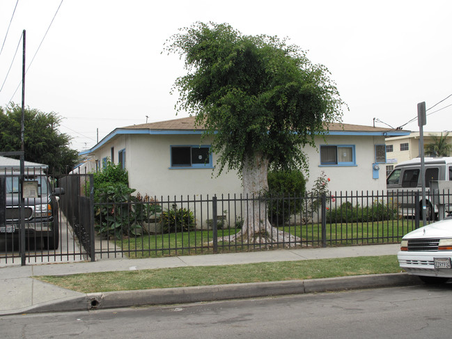 14922-14924 Chadron Ave in Gardena, CA - Building Photo - Building Photo