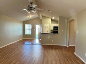4258 Medina River Loop in Spring, TX - Building Photo - Building Photo