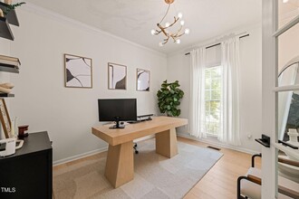 8100 Knebworth Ct in Raleigh, NC - Building Photo - Building Photo