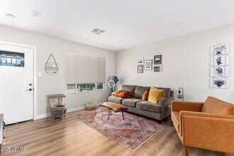 4628 E Monte Vista Rd in Phoenix, AZ - Building Photo - Building Photo