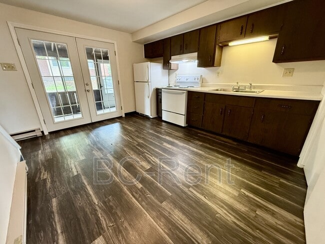 property at 230 W Madison St