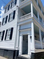 148 St Philip St in Charleston, SC - Building Photo