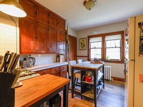 3425 Columbus Avenue South, Unit 1 in Minneapolis, MN - Foto de edificio - Building Photo