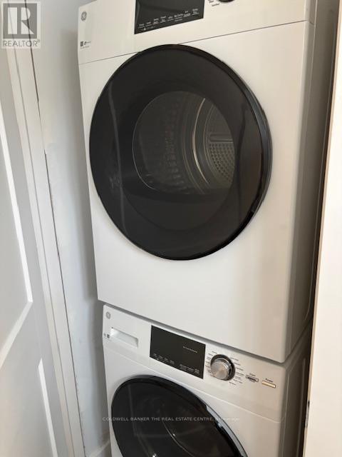 property at 8 York St