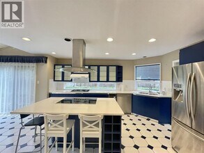 6560 Lynas Ln in Richmond, BC - Building Photo - Building Photo