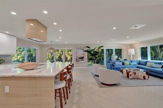 1673 Bel Air Ave in Pompano Beach, FL - Foto de edificio - Building Photo