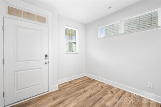 9646 Munsing Dr in Charlotte, NC - Building Photo - Building Photo