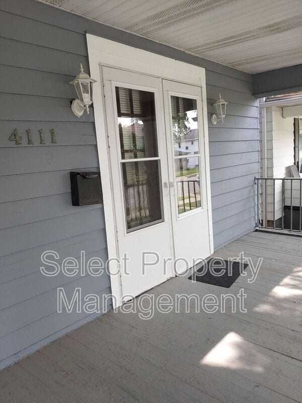 4111 S Calhoun St in Fort Wayne, IN - Building Photo - Building Photo