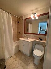 2 Avery St, Unit 810 in Boston, MA - Foto de edificio - Building Photo