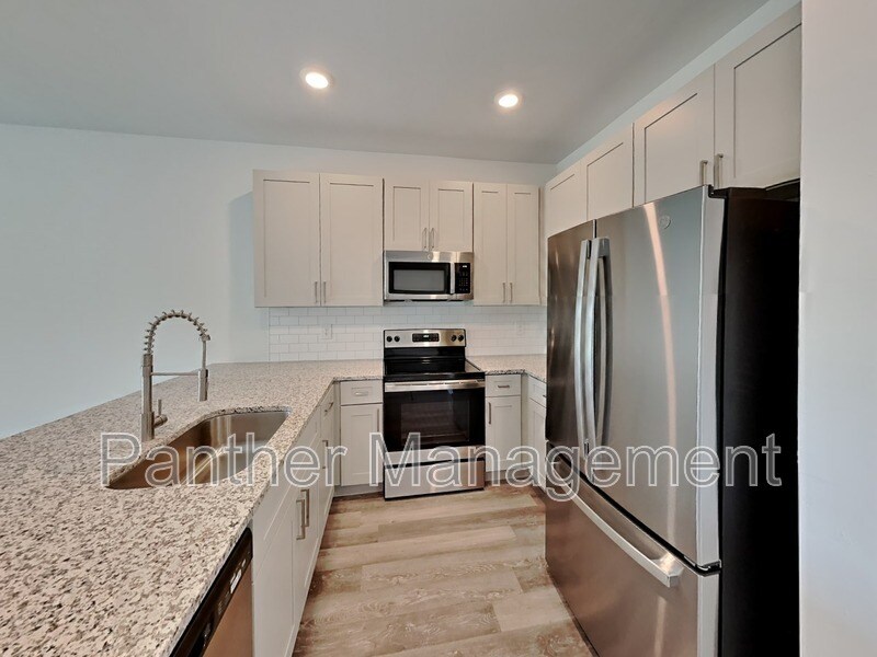 4728 27th St SW in Lehigh Acres, FL - Building Photo