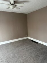 1627 Manchester Rd in Akron, OH - Building Photo - Building Photo