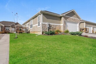 15813 Riley St in Overland Park, KS - Building Photo - Building Photo