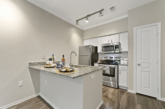 9225 Garland Rd in Dallas, TX - Building Photo