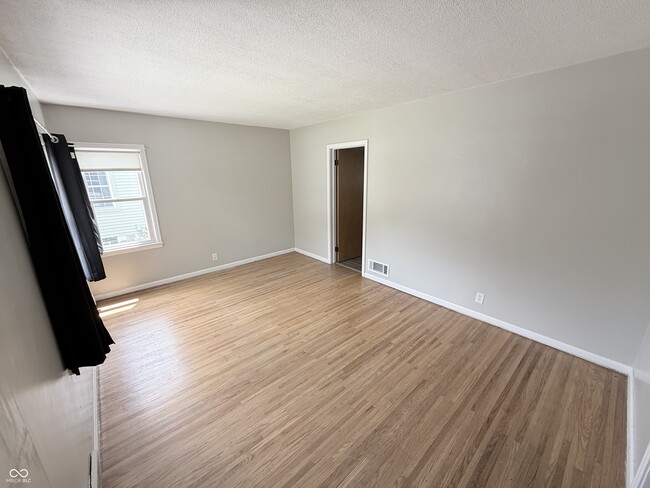 9042 Mercer Dr in Fishers, IN - Building Photo - Building Photo