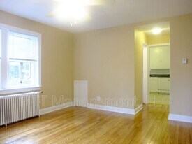8405 Greenwood Ave in Takoma Park, MD - Building Photo
