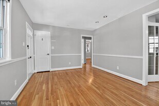 4411 Edgefield Rd in Kensington, MD - Building Photo