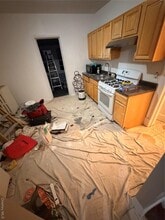 16 Wallace Ave in Mount Vernon, NY - Building Photo - Building Photo