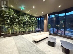 120 Broadway Ave in Toronto, ON - Building Photo - Building Photo